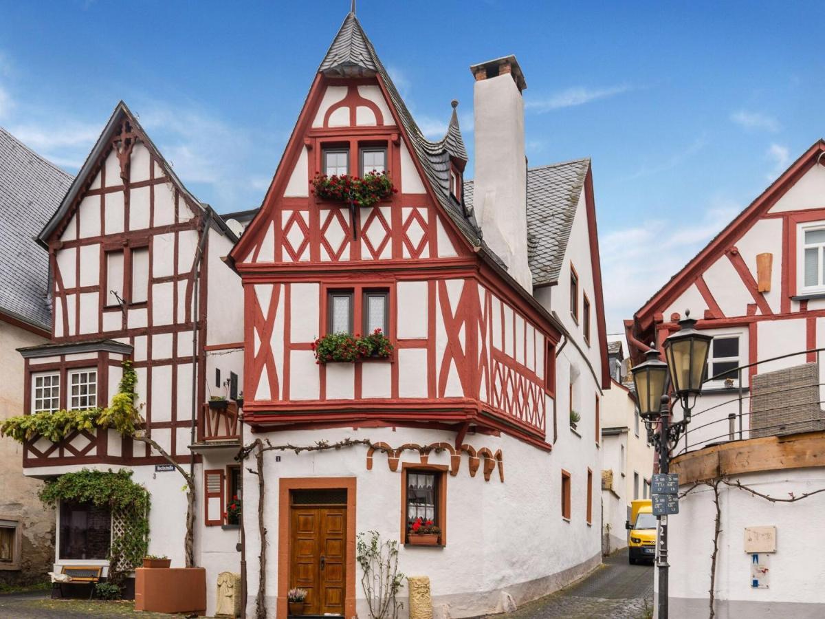 Comfortable Apartment In Ediger Eller Eifel Санкт Алдегунд Екстериор снимка